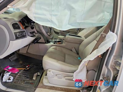 Zdjęcie 7 z 13 samochodu: 2012 GMC YUKON SLT VIN:1GKS2CE04CR311500 - miniatura