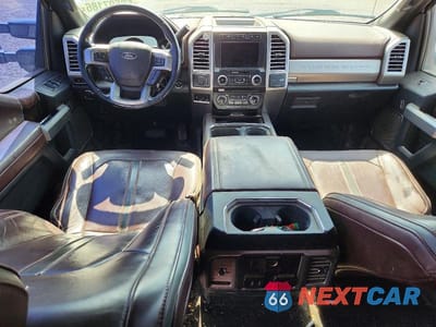 Zdjęcie 8 z 13 samochodu: 2017 FORD F350 SUPER DUTY VIN:1FT8W3DT0HED09702 - miniatura