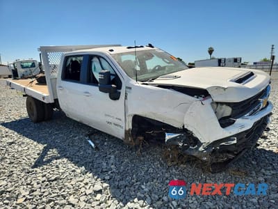 Czwarte zdjęcie samochodu z boku: 2025 CHEVROLET SILVERADO K3500 LT VIN:1GB4KTEY4SF267934 - miniatura