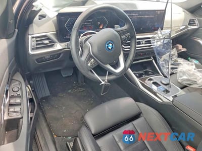 Zdjęcie 8 z 12 samochodu: 2023 BMW 330XE VIN:3MW39FS0XP8C92403 - miniatura