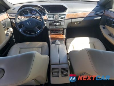 Zdjęcie 8 z 12 samochodu: 2012 MERCEDES-BENZ E 350 VIN:WDDHF5KB1CA543312 - miniatura