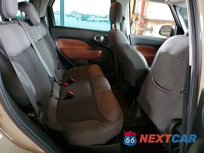Zdjęcie 10 z 12 samochodu: 2014 FIAT 500L TREKKING VIN:ZFBCFADHXEZ018089 - miniatura