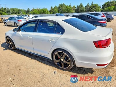Drugie zdjęcie samochodu z przodu: 2013 VOLKSWAGEN JETTA GLI VIN:3VW4S7AJ2DM299518 - miniatura