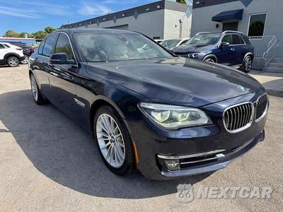 Czwarte zdjęcie samochodu z boku: 2015 BMW 750 XI VIN:WBAYB6C5XFD965910 - miniatura