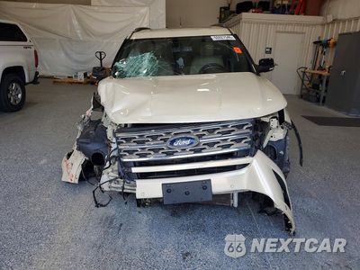 Piąte zdjęcie samochodu w środku: 2018 FORD EXPLORER XLT VIN:1FM5K8D84JGA11733 - miniatura