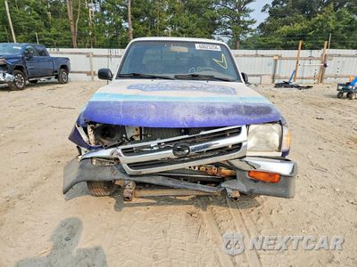 Piąte zdjęcie samochodu w środku: 1998 TOYOTA TACOMA XTRACAB VIN:4TAVL52N4WZ164614 - miniatura