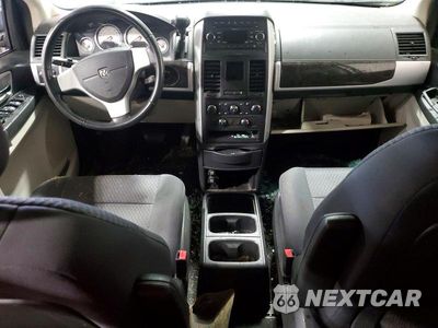 Zdjęcie 8 z 13 samochodu: 2010 DODGE GRAND CARAVAN SXT VIN:2D4RN5D1XAR317478 - miniatura