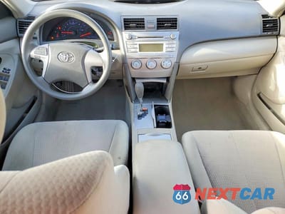 Zdjęcie 8 z 12 samochodu: 2011 TOYOTA CAMRY LE VIN:4T1BF3EK9BU722304 - miniatura