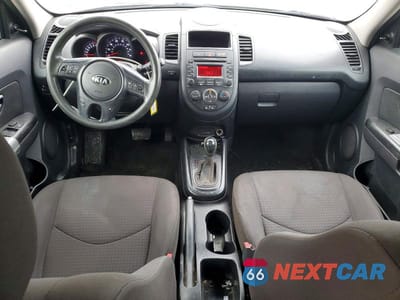 Zdjęcie 8 z 13 samochodu: 2013 KIA SOUL BASE VIN:KNDJT2A59D7605200 - miniatura
