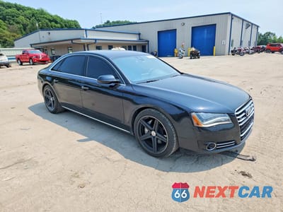 Czwarte zdjęcie samochodu z boku: 2014 AUDI A8 L QUATTRO VIN:WAURGAFD0EN008240 - miniatura