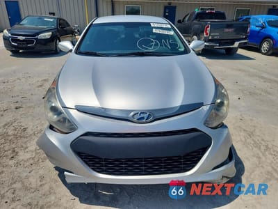 Piąte zdjęcie samochodu w środku: 2011 HYUNDAI SONATA HYBRID VIN:KMHEC4A46BA004567 - miniatura