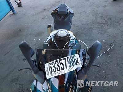 Piąte zdjęcie samochodu w środku: 2024 BMW S 1000 RR VIN:WB10E6308R6J48260 - miniatura