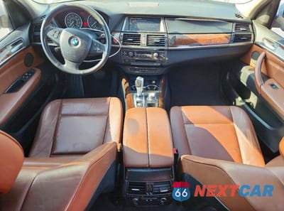 Zdjęcie 8 z 12 samochodu: 2013 BMW X5 XDRIVE35I VIN:5UXZV4C53D0E02545 - miniatura