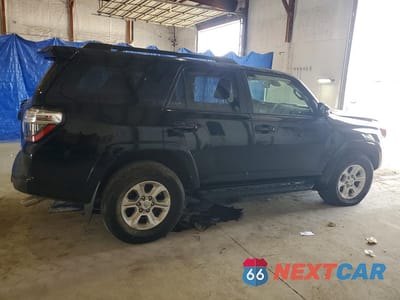 Trzecie zdjęcie samochodu z tyłu: 2022 TOYOTA 4RUNNER SR5 PREMIUM VIN:JTEFU5JR6N5276021 - miniatura