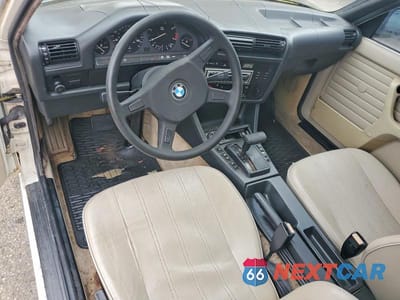 Zdjęcie 8 z 12 samochodu: 1986 BMW 325 E AUTOMATIC VIN:WBAAE6409G0704997 - miniatura