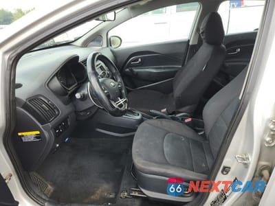 Zdjęcie 7 z 12 samochodu: 2013 KIA RIO LX VIN:KNADM4A36D6194894 - miniatura