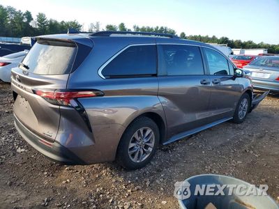 Trzecie zdjęcie samochodu z tyłu: 2022 TOYOTA SIENNA LE VIN:5TDKSKFC8NS042386 - miniatura