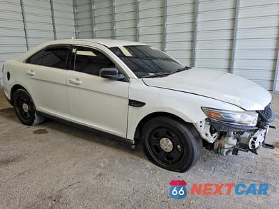 Czwarte zdjęcie samochodu z boku: 2017 FORD TAURUS POLICE INTERCEPTOR VIN:1FAHP2MK5HG119905 - miniatura
