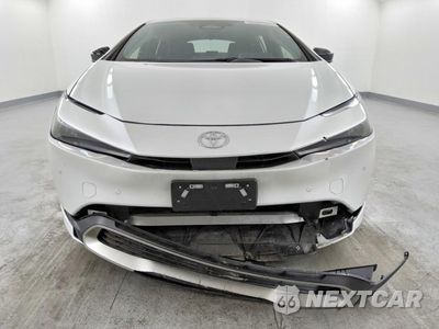 Piąte zdjęcie samochodu w środku: 2025 TOYOTA PRIUS PLUG-IN HYBRID SE VIN:JTDACACU3S3049646 - miniatura
