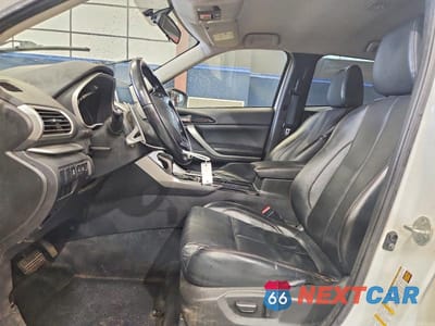 Zdjęcie 7 z 13 samochodu: 2019 MITSUBISHI ECLIPSE CROSS SE VIN:JA4AT5AA3KZ001443 - miniatura