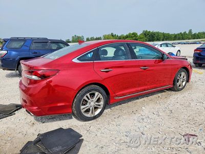 Trzecie zdjęcie samochodu z tyłu: 2019 HYUNDAI SONATA SPORT VIN:5NPE34AF2KH799776 - miniatura