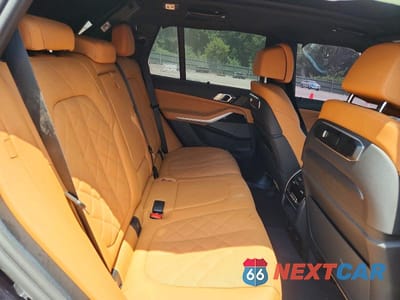 Zdjęcie 11 z 14 samochodu: 2026 BMW X5 XDRIVE40I VIN:5UX23EU09T9450879 - miniatura