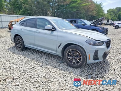 Czwarte zdjęcie samochodu z boku: 2025 BMW X4 XDRIVE30I VIN:5UX33DT05S9167572 - miniatura