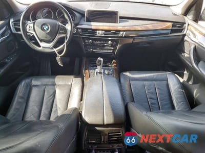 Zdjęcie 8 z 13 samochodu: 2015 BMW X5 XDRIVE35I VIN:5UXKR0C57F0K55404 - miniatura