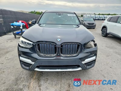 Piąte zdjęcie samochodu w środku: 2021 BMW X3 SDRIVE30I VIN:5UXTY3C08M9E19932 - miniatura