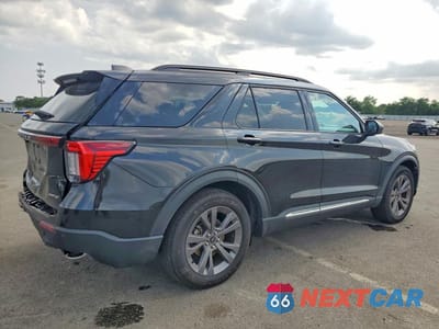 Trzecie zdjęcie samochodu z tyłu: 2025 FORD EXPLORER ACTIVE VIN:1FMUK8DH1SGA75581 - miniatura
