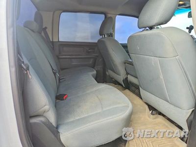 Zdjęcie 10 z 12 samochodu: 2014 RAM 2500 ST VIN:3C6UR5CL2EG277057 - miniatura