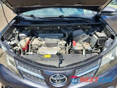 Zdjęcie 11 z 12 samochodu: 2015 TOYOTA RAV4 XLE VIN:JTMRFREV3FD126501 - miniatura