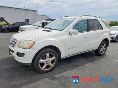 2008 MERCEDES-BENZ ML 350 4JGBB86E08A342781 - główne zdjęcie licytacji z USA - miniatura