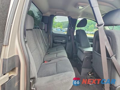 Zdjęcie 10 z 12 samochodu: 2008 GMC SIERRA K1500 VIN:2GTEK19J481283472 - miniatura