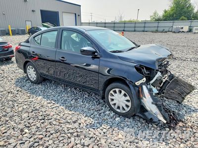 Czwarte zdjęcie samochodu z boku: 2016 NISSAN VERSA 1.6 S VIN:3N1CN7AP0GL884685 - miniatura