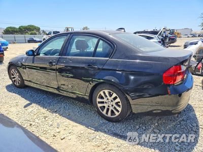 Trzecie zdjęcie samochodu z tyłu: 2006 BMW 325 I VIN:WBAVB13586PT16756 - miniatura