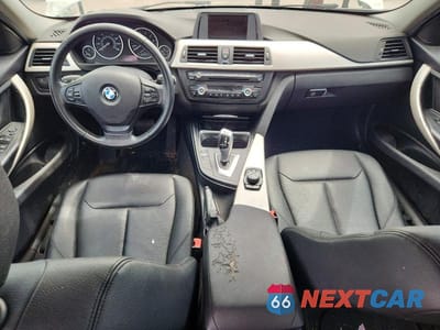 Zdjęcie 8 z 12 samochodu: 2015 BMW 320 I VIN:WBA3B1C56FK135840 - miniatura