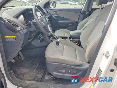 Zdjęcie 7 z 12 samochodu: 2019 HYUNDAI SANTA FE XL SE VIN:KM8SMDHF8KU298043 - miniatura