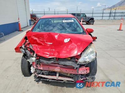 Piąte zdjęcie samochodu w środku: 2013 TOYOTA PRIUS C TWO VIN:JTDKDTB35D1528557 - miniatura