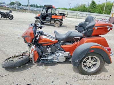 Trzecie zdjęcie samochodu z tyłu: 2019 HARLEY-DAVIDSON FLHTCUTG VIN:1HD1MAF1XKB855454 - miniatura