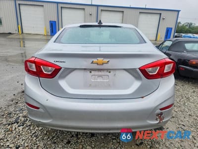 Zdjęcie 6 z 13 samochodu: 2017 CHEVROLET CRUZE LS VIN:1G1BC5SM0H7229870 - miniatura