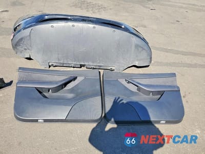 Zdjęcie 12 z 13 samochodu: 2022 TESLA MODEL Y VIN:7SAYGDEE2NF409753 - miniatura