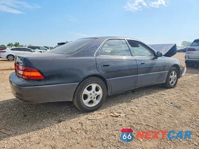 Trzecie zdjęcie samochodu z tyłu: 1997 LEXUS ES 300 VIN:JT8BF22G3V0056582 - miniatura