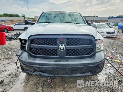 Piąte zdjęcie samochodu w środku: 2019 RAM 1500 CLASSIC TRADESMAN VIN:3C6RR7KT2KG690661 - miniatura