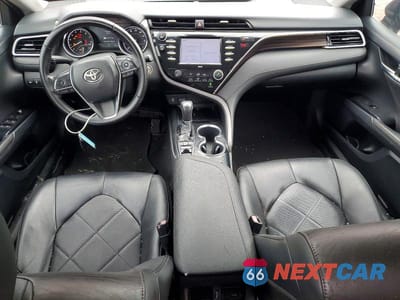 Zdjęcie 8 z 12 samochodu: 2018 TOYOTA CAMRY XLE VIN:4T1B11HK0JU508167 - miniatura