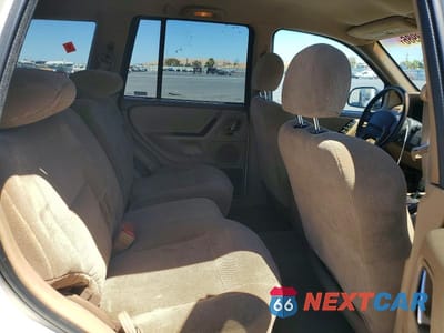 Zdjęcie 11 z 13 samochodu: 2000 JEEP GRAND CHEROKEE LAREDO VIN:1J4GW48S6YC114132 - miniatura