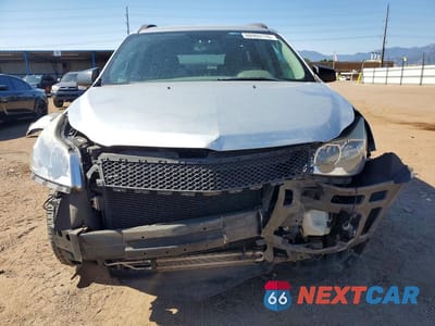 Piąte zdjęcie samochodu w środku: 2011 CHEVROLET TRAVERSE LS VIN:1GNKRFED0BJ374089 - miniatura