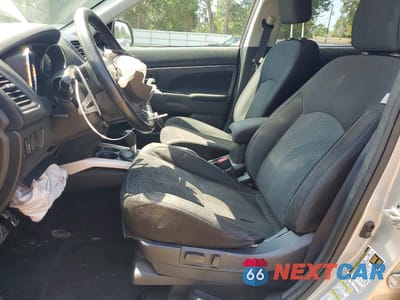 Zdjęcie 7 z 12 samochodu: 2013 MITSUBISHI OUTLANDER SPORT LE VIN:4A4AP5AU8DE023820 - miniatura