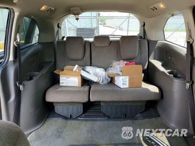 Zdjęcie 10 z 13 samochodu: 2016 HONDA ODYSSEY SE VIN:5FNRL5H33GB060361 - miniatura