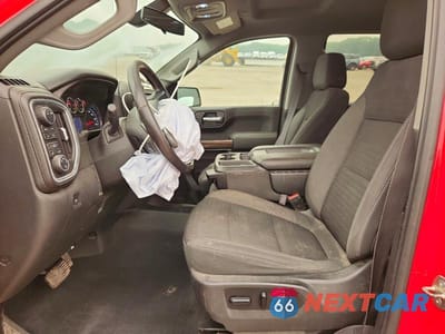 Zdjęcie 7 z 12 samochodu: 2021 CHEVROLET SILVERADO K1500 LT VIN:3GCPYJEK5MG339104 - miniatura